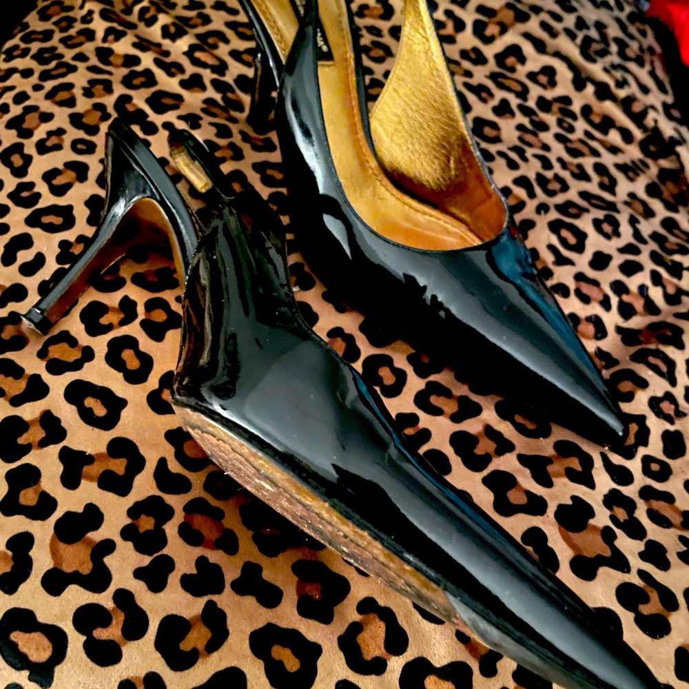 Dolce & Gabbana patent leather sling bags 2 heel great condition .size 36 1/2